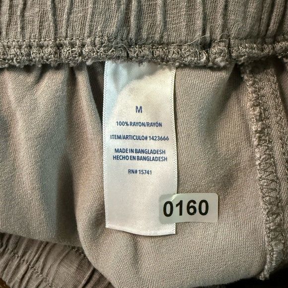 Splendid Women’s Camouflage Jogger Pants Size M - Picture 11 of 11